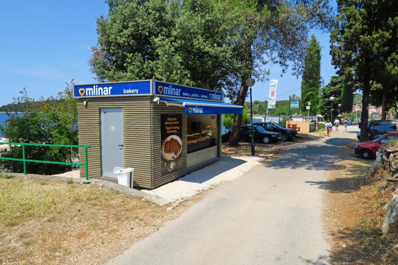 Porton Mobile Home Rovinj Bagian luar foto