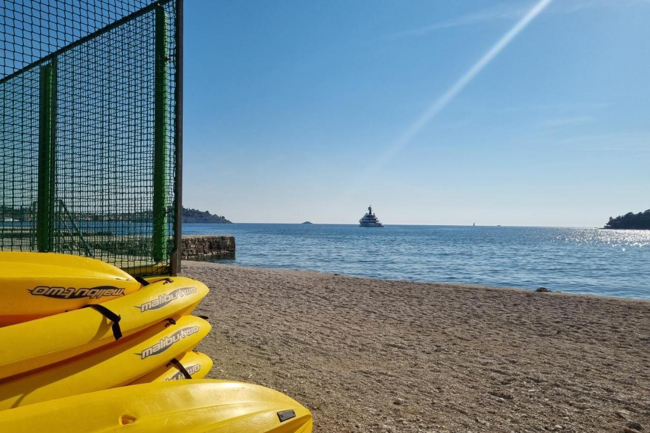 Porton Mobile Home Rovinj Bagian luar foto